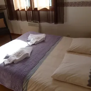 https://chalet-de-la-yodine.hotels-rhonealpes.com