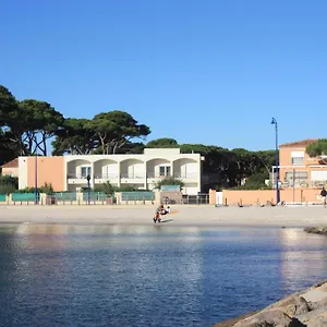 https://les-stoechades.aixenprovencehotels.org
