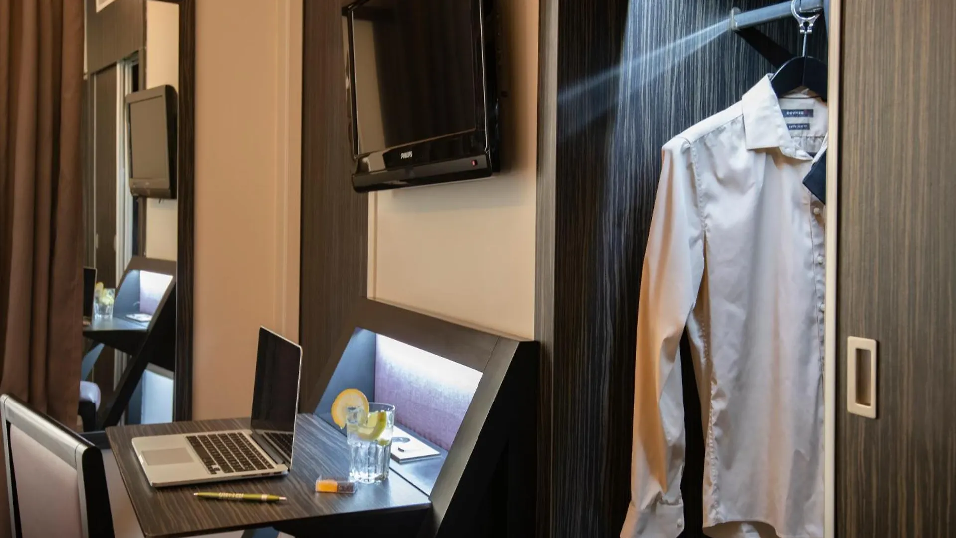 ****  Hotel BW Premier Collection Mondial Cannes Francja