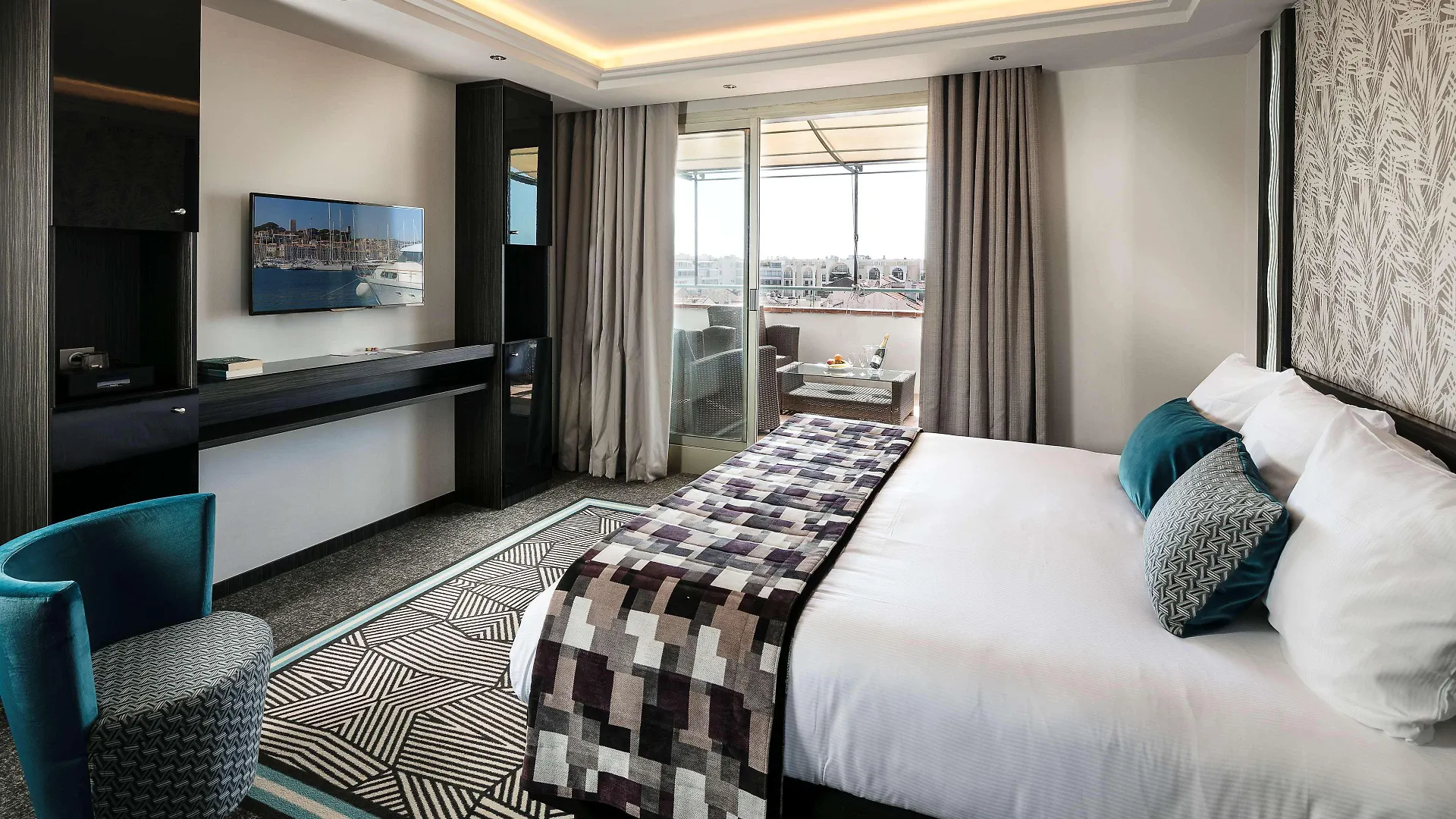 BW Premier Collection Mondial Hotel Cannes