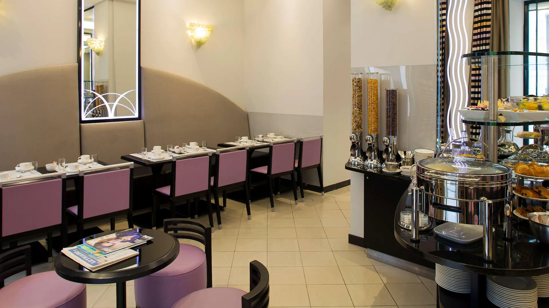 BW Premier Collection Mondial Hotel Cannes 4*,