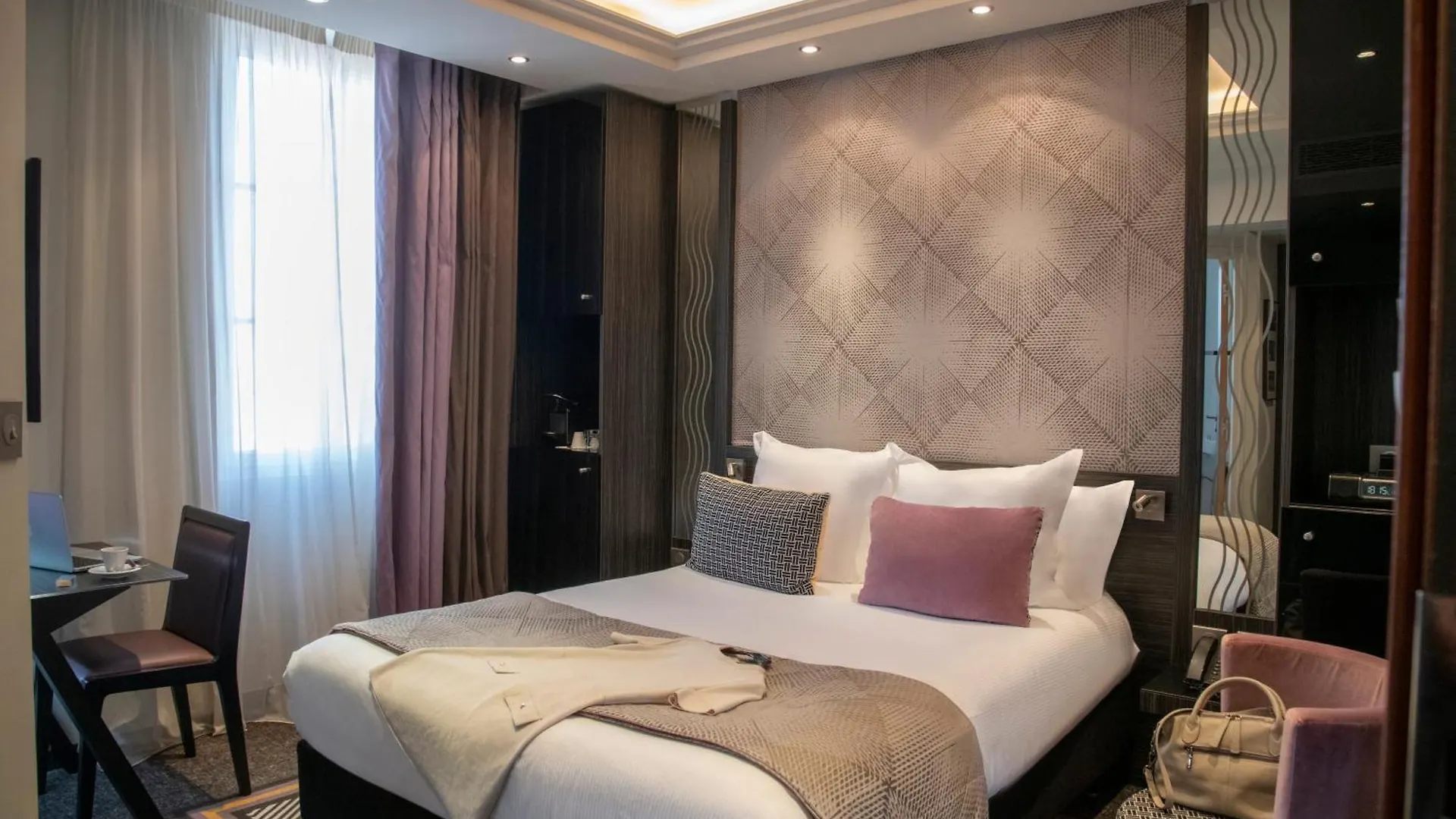 BW Premier Collection Mondial Hotel Cannes